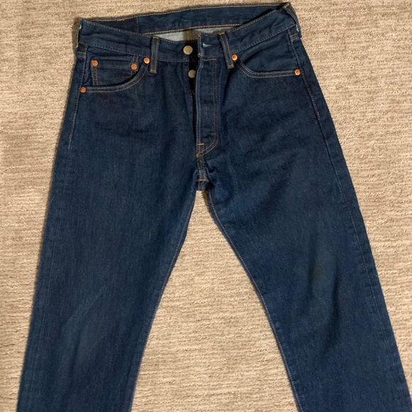 Men’s Levis - Picture 3 of 5